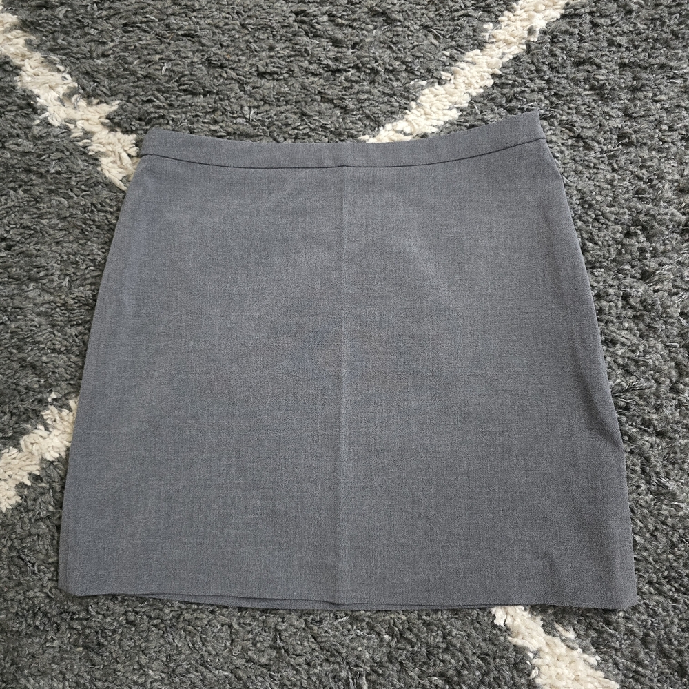 Express Stretch Gray Side Zip Short Mini Skirt Work Wear Night Out Size 1/2